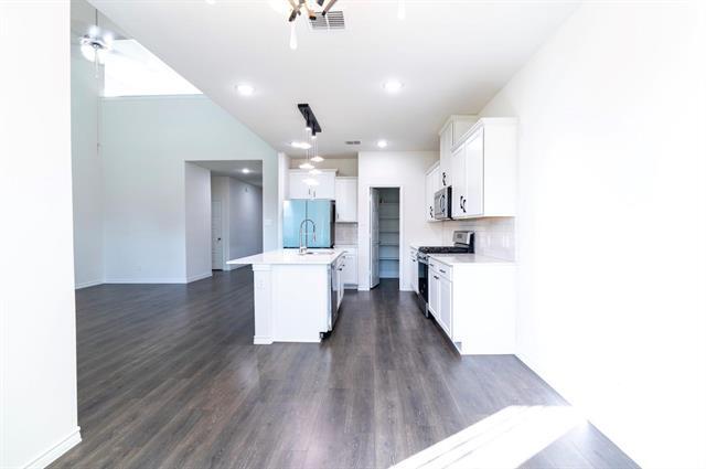Building Photo - 13412 Dos Aguas Dr