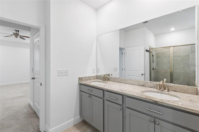 Building Photo - 33034 Sand Creek Dr