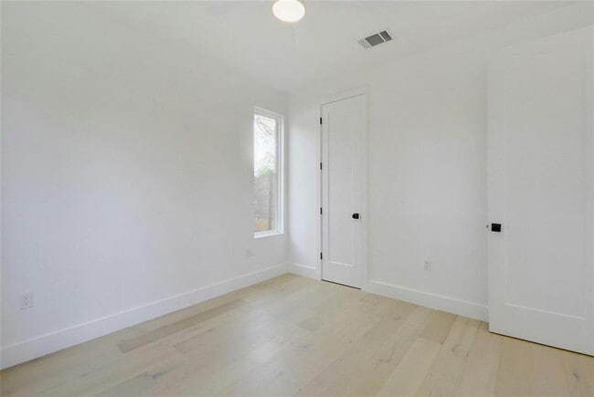 Building Photo - 4803 Prock Ln