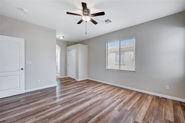 Building Photo - 684 Sumatra Pl