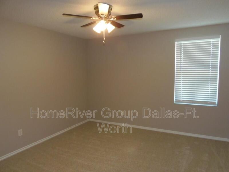 Building Photo - 709 Hanceville Way