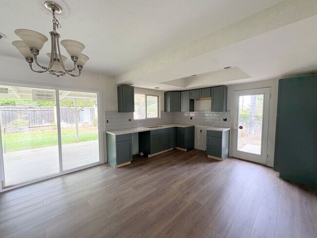 Building Photo - Coming Soon! Red Hill Home 11/01/25