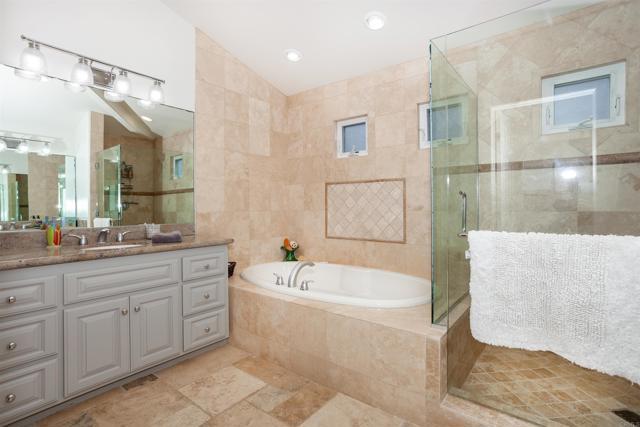 Building Photo - 527 Liverpool Dr