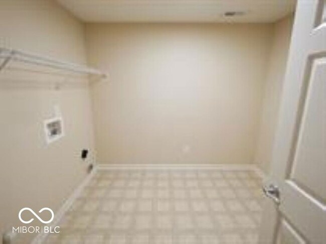 Building Photo - 16841 Loch Cir