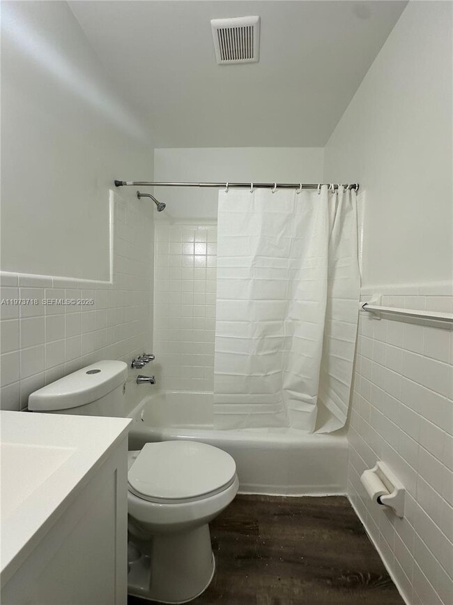 Building Photo - 2300 Madison St