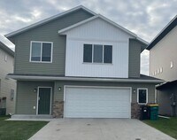 Building Photo - 4-bedroom, 3-bathroom West Fargo Single-Family Home w/ 2 Stall Garage