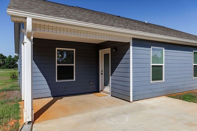 Building Photo - 80 Creek Haven Dr