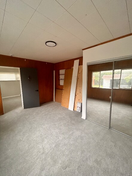 Building Photo - 4023 Okalona Rd