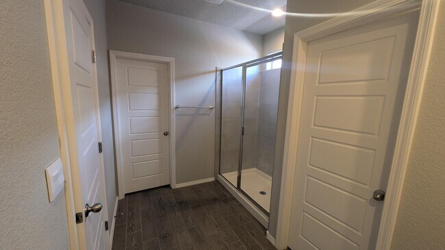 Building Photo - 748 Amatista Lp SE