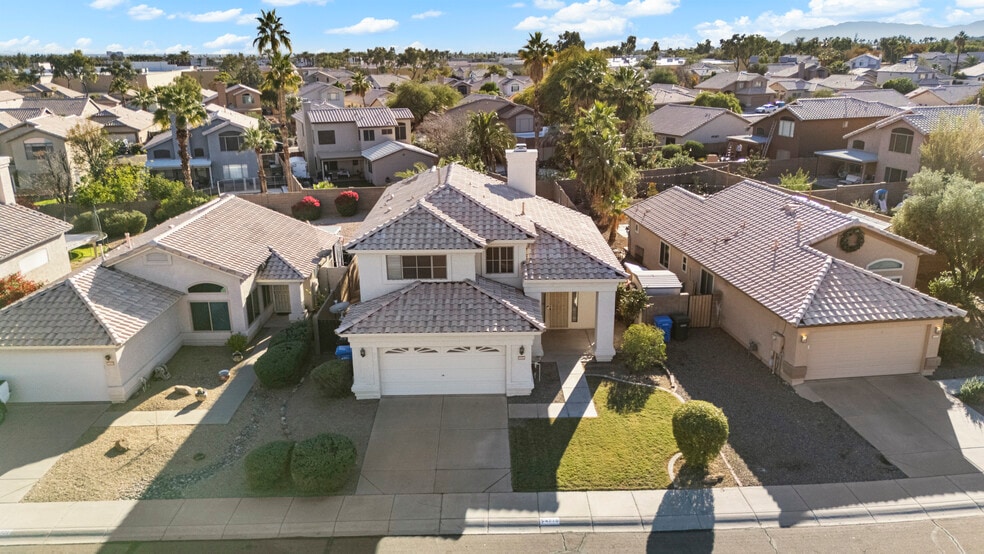 Building Photo - 4719 E Goldfinch Gate Ln