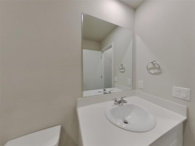 Building Photo - 5120 Saddle Clb Dr
