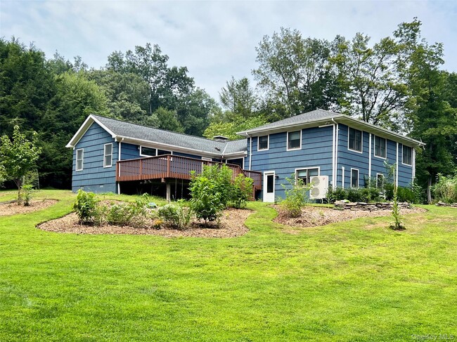 Building Photo - 119 Mustato Rd