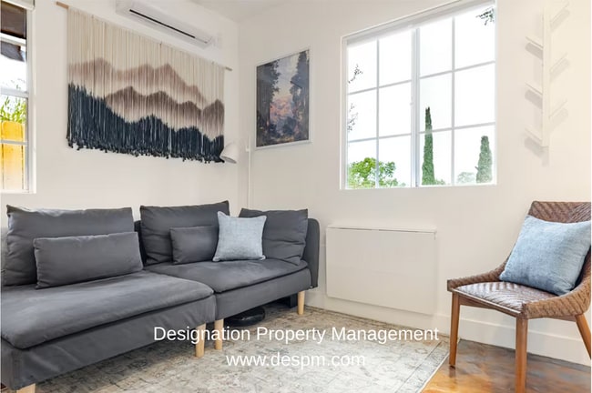 Building Photo - 6208 Roy St