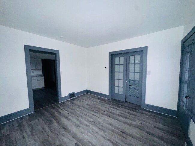 Building Photo - 12713 Craven Ave