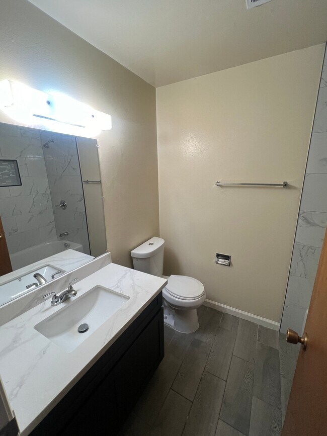 Building Photo - 3612 Jamison Way