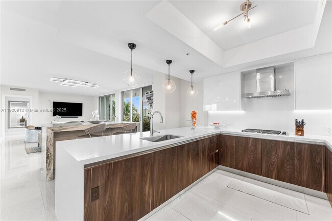 Building Photo - 1180 N Federal Hwy