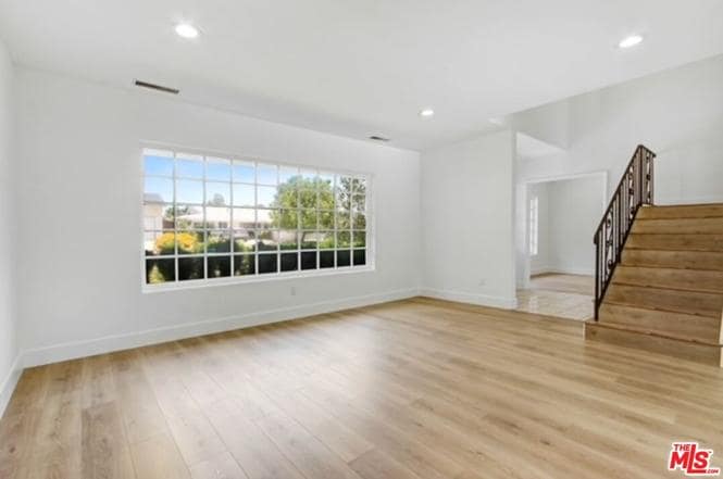 Building Photo - 5655 Ramara Ave