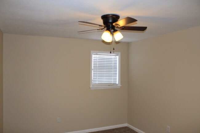 Building Photo - 4104 Spencer St