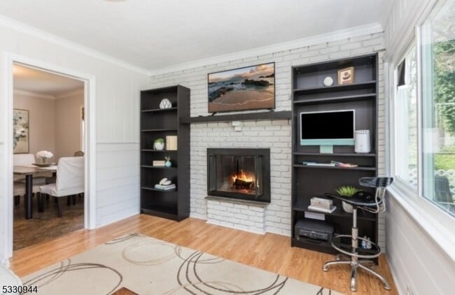 Building Photo - 7 Evergreen Terrace