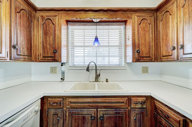 Building Photo - 3 Bed 2 Bath in Midwest City!