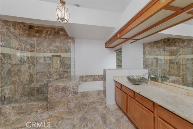 Building Photo - 4470 E Ardmore St