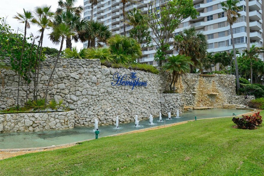 Building Photo - 1950 S Ocean Dr