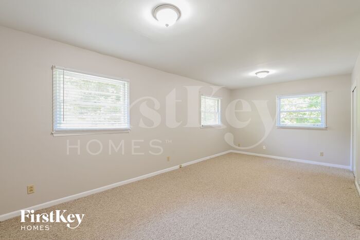 Building Photo - 3162 Nottaway Ct