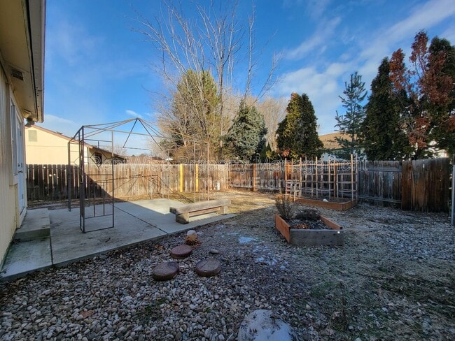 Building Photo - 3950 Cambria Way