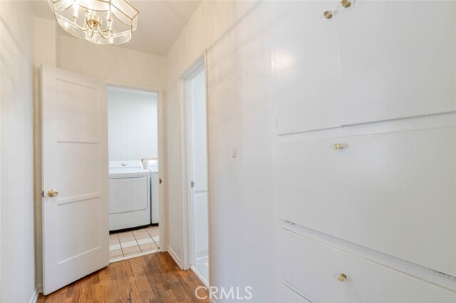 Building Photo - 1305 E Glenoaks Blvd