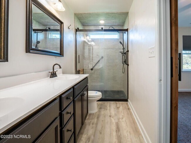 Building Photo - 506 Justice Farm Dr