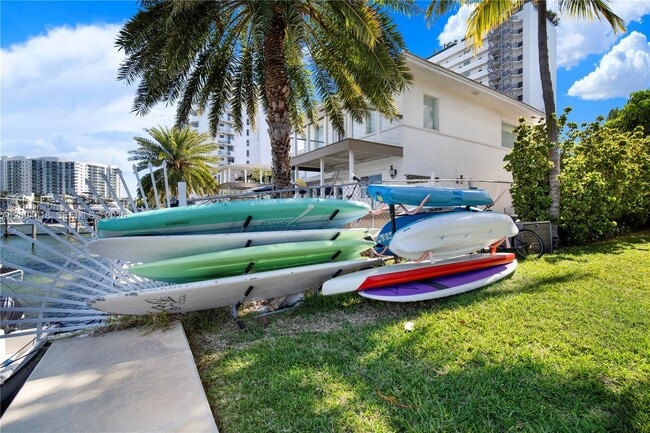 Building Photo - 7939 West Dr