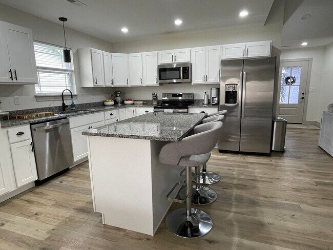 Building Photo - Built in 2025 3 Bed 2 Bath FOR RENT