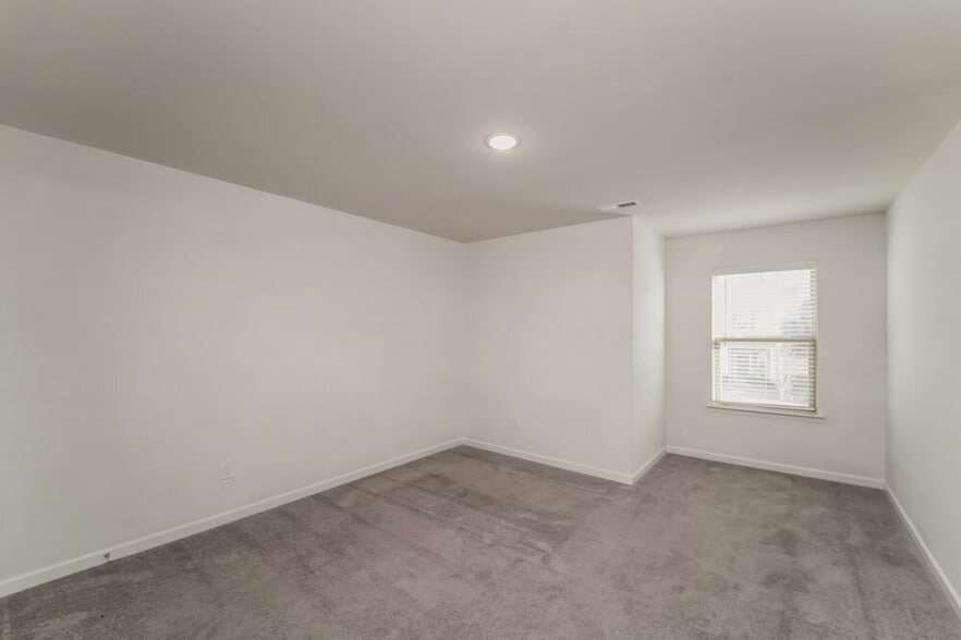 Building Photo - 4335 Drifter Dr