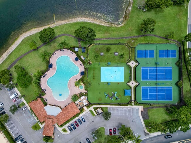 Building Photo - 6219 Eaton St