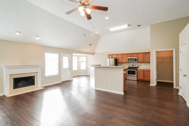 Building Photo - 1918 Portview Dr