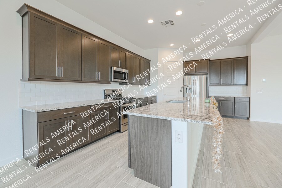Building Photo - 24423 N 163rd Dr
