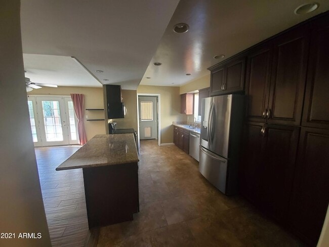 Building Photo - 5332 N 82nd St