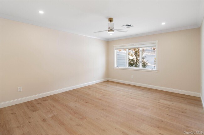 Building Photo - 785 Heritage Hills