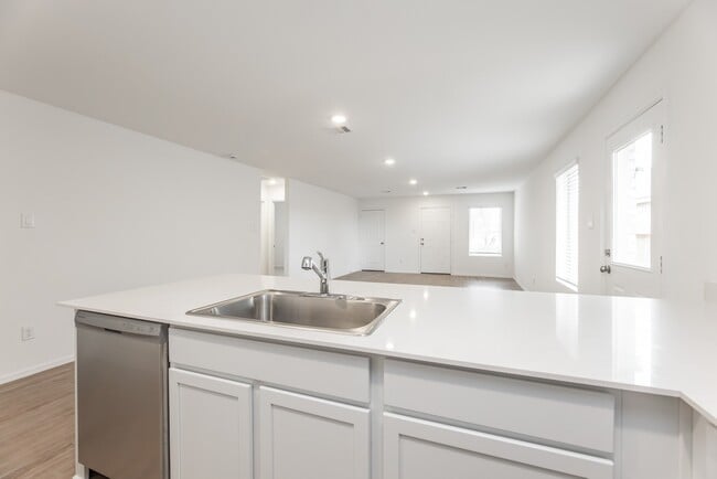 Building Photo - 26811 Paloma Blanca Dr