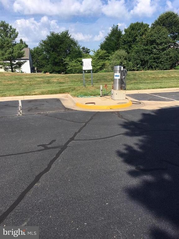 Building Photo - 13058 Autumn Woods Way