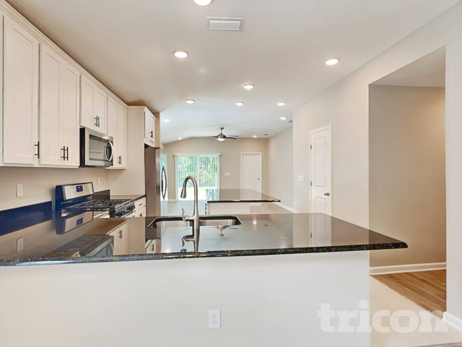 Building Photo - 470 Chandler Dr