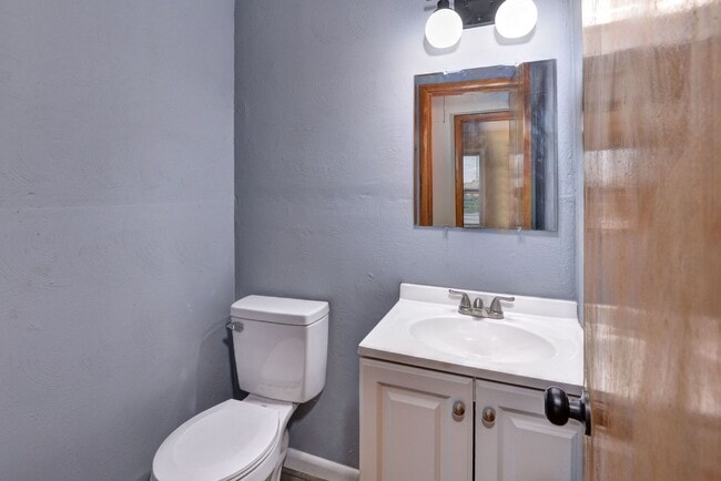 Building Photo - Call Eric Thompson at (757) 685-3172 for more information