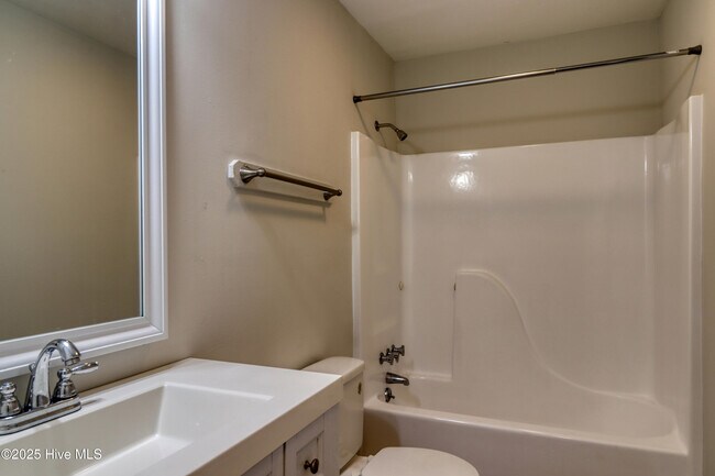 Building Photo - 2314 Indian Dr