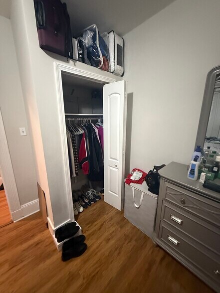 Building Photo - 38 Hemenway St