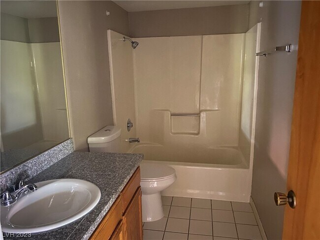 Building Photo - 4027 Nook Way
