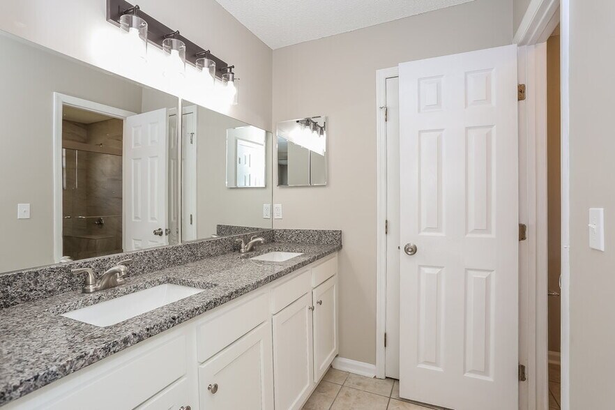 Building Photo - 7609 Cinnamon Tea Ct