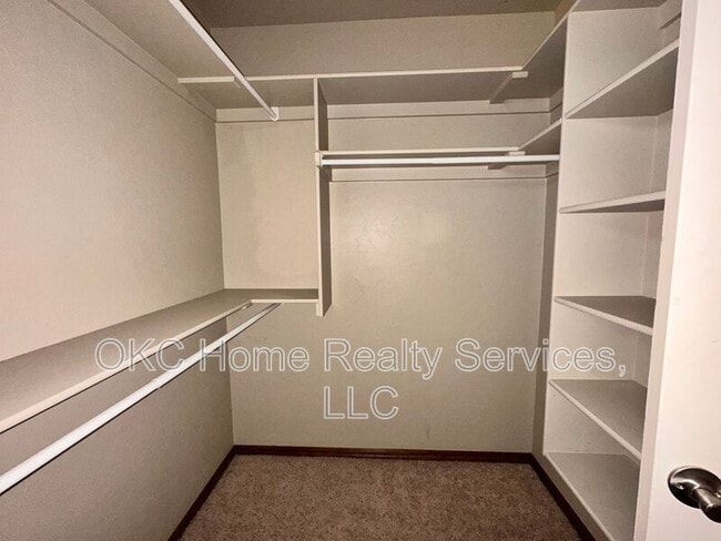 Building Photo - 13201 SW 2nd Terrace