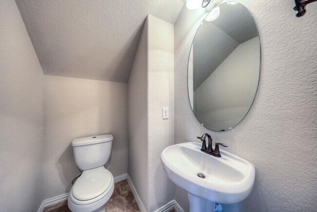 Building Photo - 27 S Sawbridge Cir