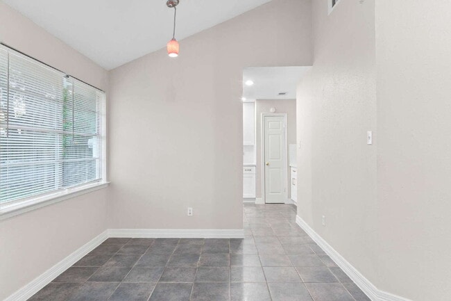 Building Photo - 8314 Poplar Ridge Ln