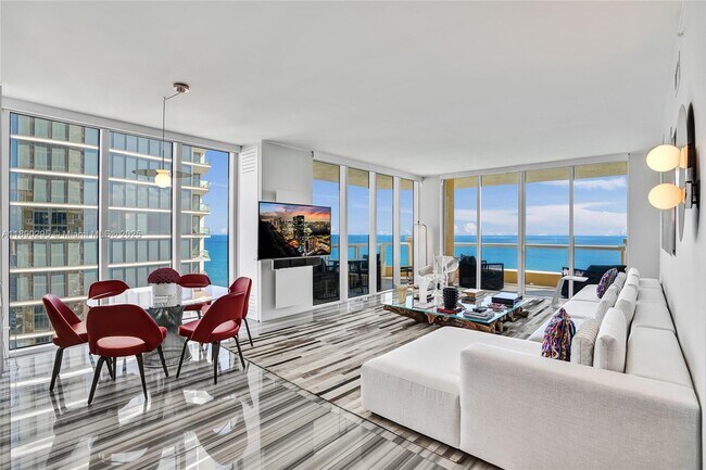 Building Photo - 17875 Collins Ave